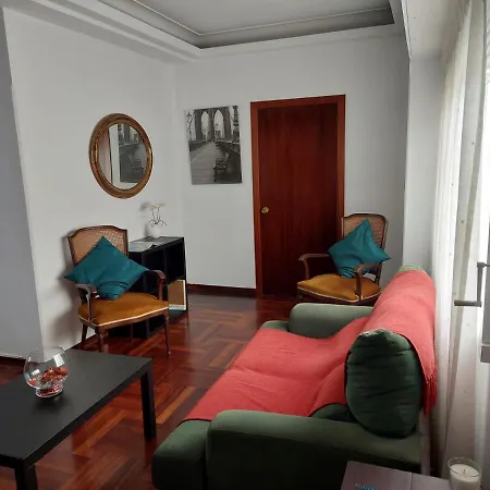 Casa Céntrica. A 200m De La Playa Riazor Hébergement de vacances La Corogne