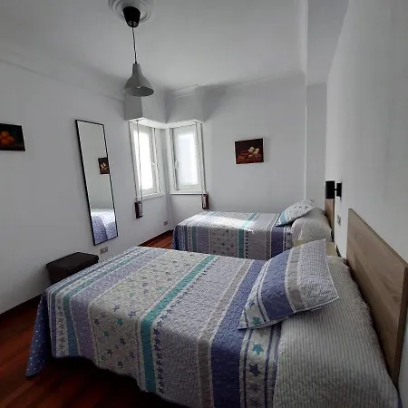 Casa Centrica. A 200m De La Playa Riazor בית נופש